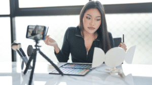 6 Ways to Stand Out in 2026: Why Small Creators Will Rule the Year
